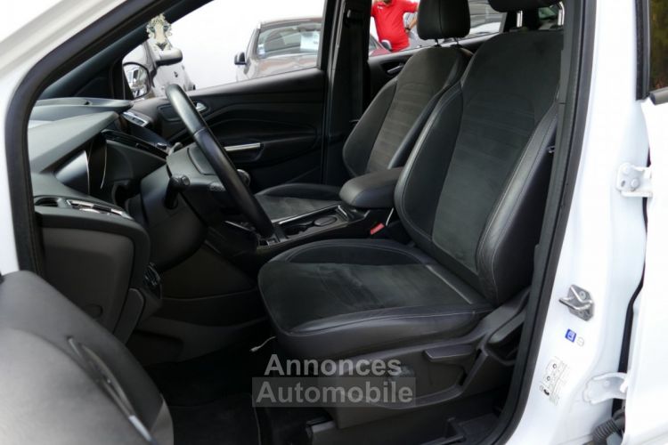 Ford Kuga 2.0 TDCI 150 Ch ST LINE BVM6 TOIT OUVRANT - <small></small> 14.490 € <small>TTC</small> - #12