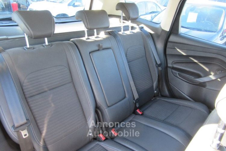 Ford Kuga 2.0 TDCi 150 SetS 4x2 BVM6 Titanium - <small></small> 12.990 € <small>TTC</small> - #8