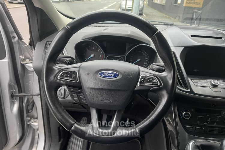 Ford Kuga 2.0 TDCi 150 S&S 4x2 BVM6 Titanium - <small></small> 11.890 € <small>TTC</small> - #11