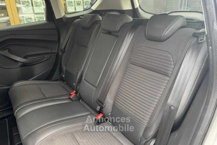 Ford Kuga 2.0 TDCi 150 S&S 4x2 BVM6 Titanium - <small></small> 11.890 € <small>TTC</small> - #16