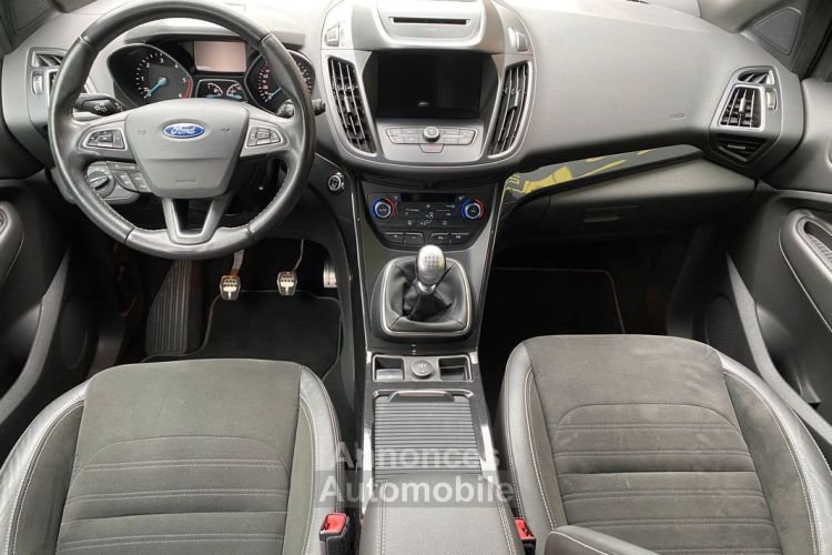 Ford Kuga 2.0 TDCi 150ch Stop&Start ST-Line 4x2 - <small></small> 12.990 € <small>TTC</small> - #3