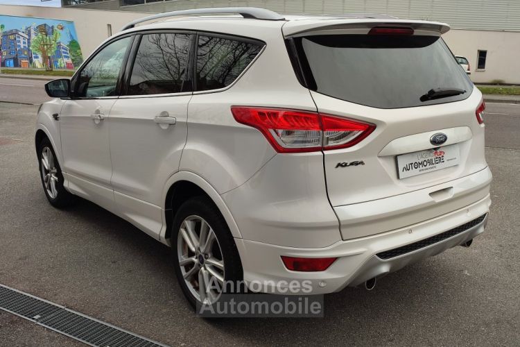 Ford Kuga 2.0 TDCi 150ch Titanium 4x4 - <small></small> 13.990 € <small>TTC</small> - #5