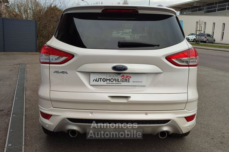 Ford Kuga 2.0 TDCi 150ch Titanium 4x4 - <small></small> 13.990 € <small>TTC</small> - #6