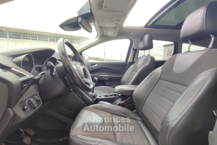 Ford Kuga 2.0 TDCi 150ch Titanium 4x4 - <small></small> 13.990 € <small>TTC</small> - #12