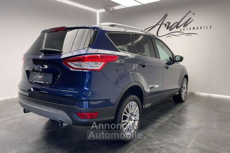 Ford Kuga 2.0 TDCi ECO 2WD TOIT OUVRANTR 1ER PROP GARANTIE - <small></small> 13.950 € <small>TTC</small> - #4