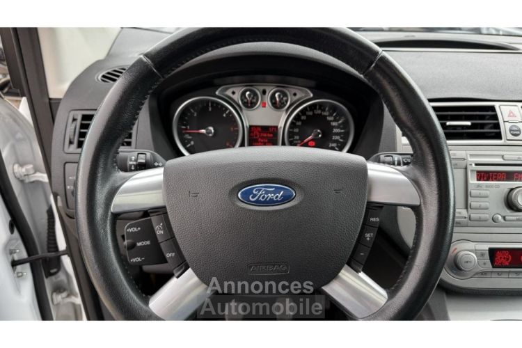 Ford Kuga 2.0 TDCi FAP 136cv 4x4 Titanium - <small></small> 12.490 € <small>TTC</small> - #21