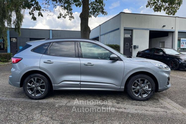 Ford Kuga 2.5 Duratec 225ch PHEV ST-Line - <small></small> 28.990 € <small>TTC</small> - #4