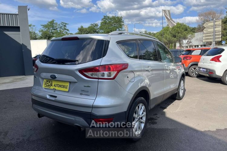 Ford Kuga II 1.5 EcoBoost 150ch Stop&Start Titanium 4x2 - <small></small> 12.990 € <small>TTC</small> - #3