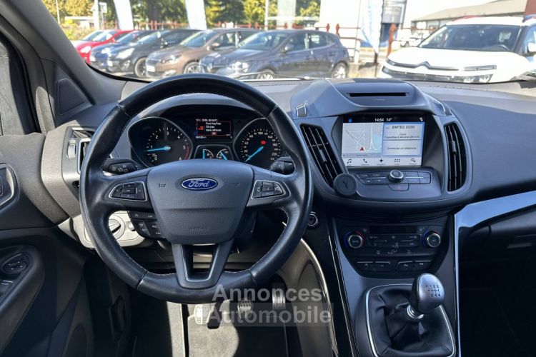 Ford Kuga II 2.0 TDCi 150ch Stop&Start ST-Line 4x4 - <small></small> 20.490 € <small>TTC</small> - #11