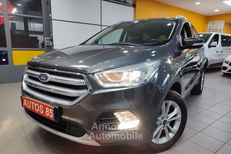 Ford Kuga II 2.0 TDCi 150ch Stop&Start Titanium 4x2 - <small></small> 13.490 € <small>TTC</small> - #5