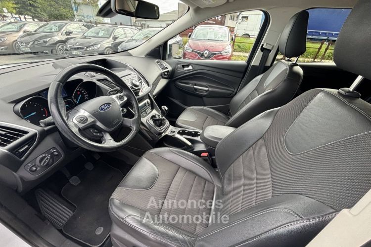 Ford Kuga II 2.0 TDCi 150ch Titanium 4x4 - <small></small> 11.990 € <small>TTC</small> - #11