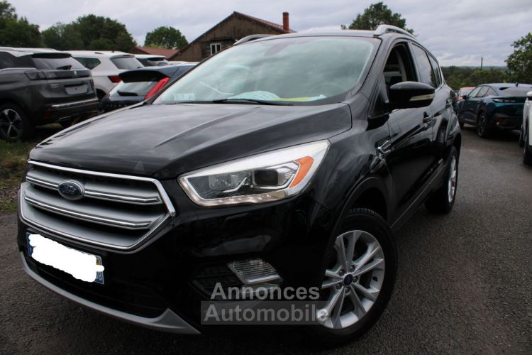 Ford Kuga III TITANIUM 120 CV ECOBOOST GPS 3D CAMÉRA USB JA 17 PK ASSIST BLUETOOTH RÉGULATEUR - <small></small> 13.500 € <small>TTC</small> - #1