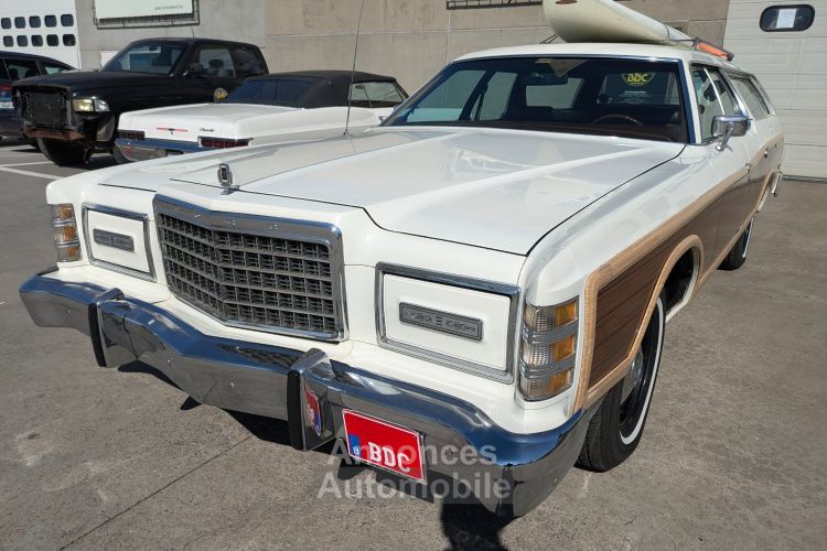 Ford LTD COUNTRY SQUIRE WOODY - <small></small> 21.000 € <small>TTC</small> - #16