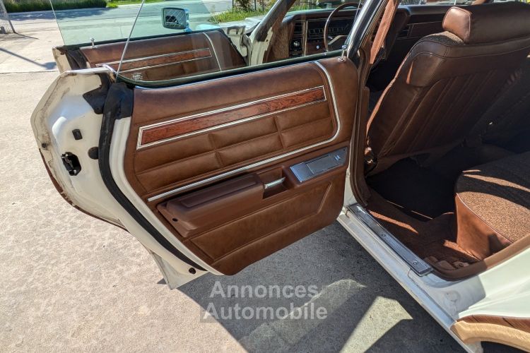 Ford LTD COUNTRY SQUIRE WOODY - <small></small> 21.000 € <small>TTC</small> - #29