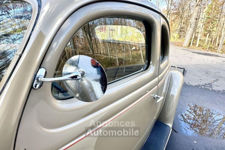 Ford Model 48 Deluxe  - <small></small> 34.000 € <small>TTC</small> - #28