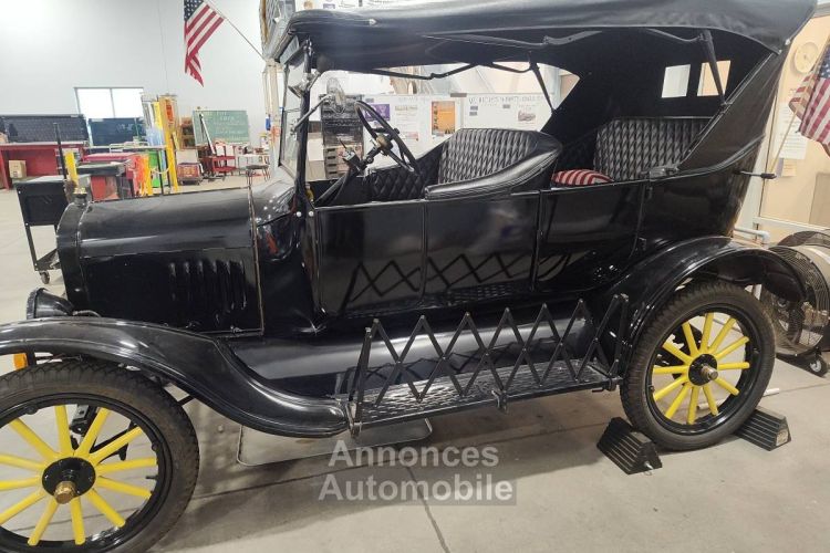 Ford Model T  - <small></small> 18.800 € <small>TTC</small> - #1