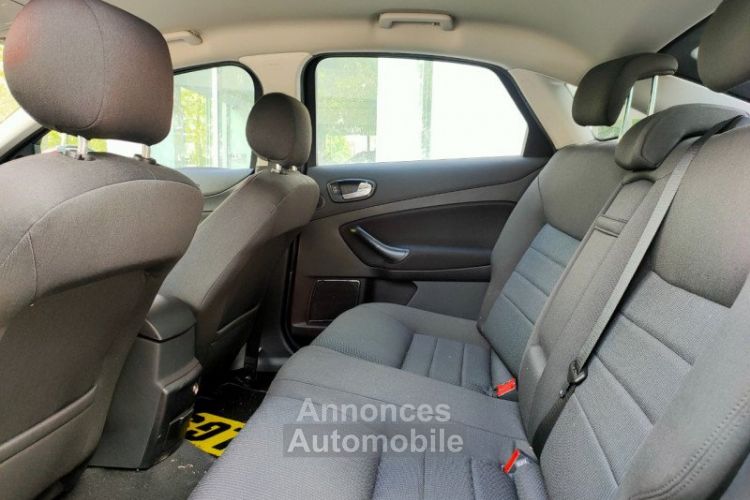 Ford Mondeo 2.0 145CH AMBIENTE PACK 5P à professionnels - <small></small> 5.400 € <small>TTC</small> - #7