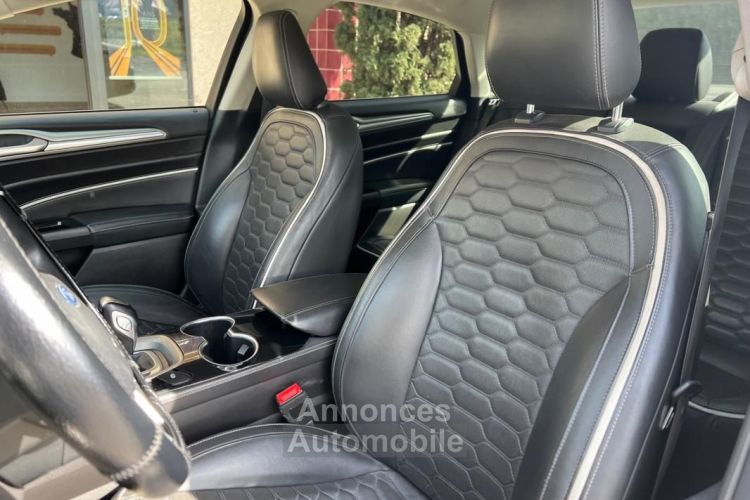 Ford Mondeo 2.0 187CH VIGNALE HYBRID BVA - <small></small> 11.990 € <small>TTC</small> - #11