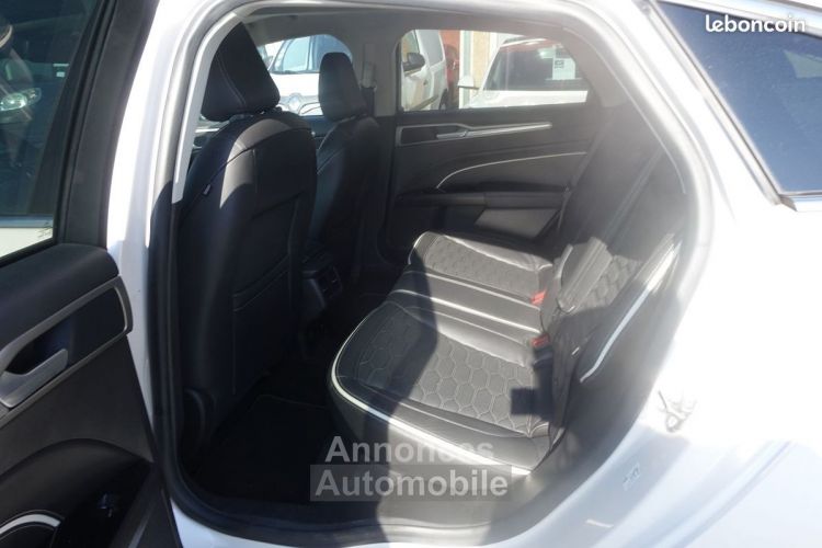 Ford Mondeo 2.0 HYBRID 187CH VIGNALE BVA 4P - <small></small> 17.490 € <small>TTC</small> - #15