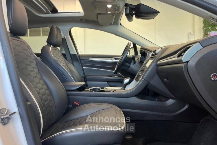 Ford Mondeo 2.0 HYBRID 187ch Vignale BVA 4p 7cv - <small></small> 17.490 € <small>TTC</small> - #27