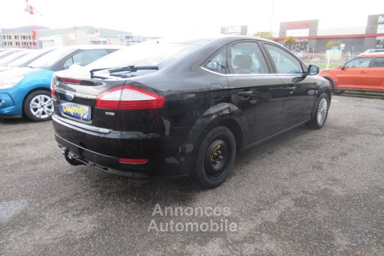 Ford Mondeo 2.0 TDCi 130 DPF Ghia A - <small></small> 6.990 € <small>TTC</small> - #4