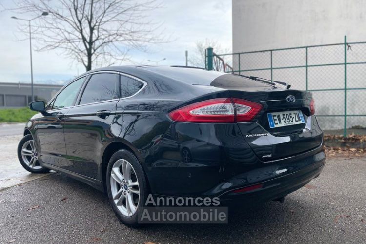 Ford Mondeo 2.0 TDCi 150ch Titanium Toit Panoramique Attelage - <small></small> 12.990 € <small>TTC</small> - #3