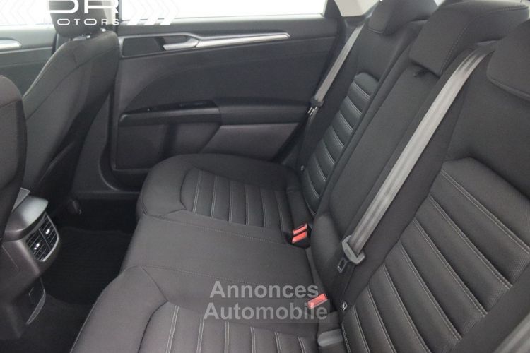 Ford Mondeo BERLINE 1.0 ECOBOOST TREND STYLE - NAVI MIRROR LINK - <small></small> 14.995 € <small>TTC</small> - #45