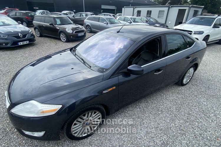 Ford Mondeo III 1.8 TDCi 125ch Ghia 5p - <small></small> 4.990 € <small>TTC</small> - #12