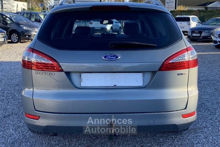 Ford Mondeo III 1.8 TDCi 125ch Titanium 5p - <small></small> 6.000 € <small>TTC</small> - #4