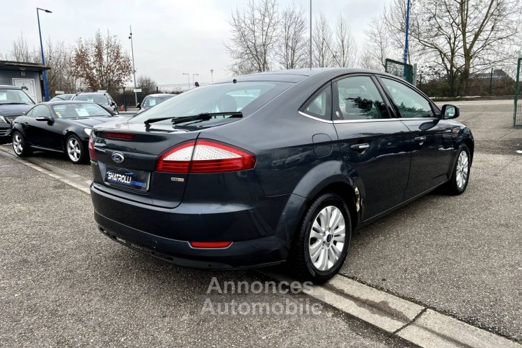 Ford Mondeo III 2.0 TDCi 130ch Ghia Boîte auto Clim Régulateur - <small></small> 3.490 € <small>TTC</small> - #5