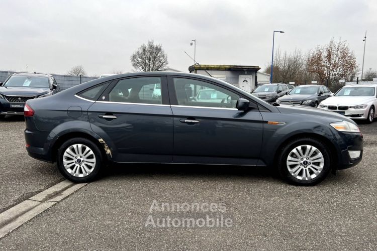 Ford Mondeo III 2.0 TDCi 130ch Ghia Boîte auto Clim Régulateur - <small></small> 3.490 € <small>TTC</small> - #8