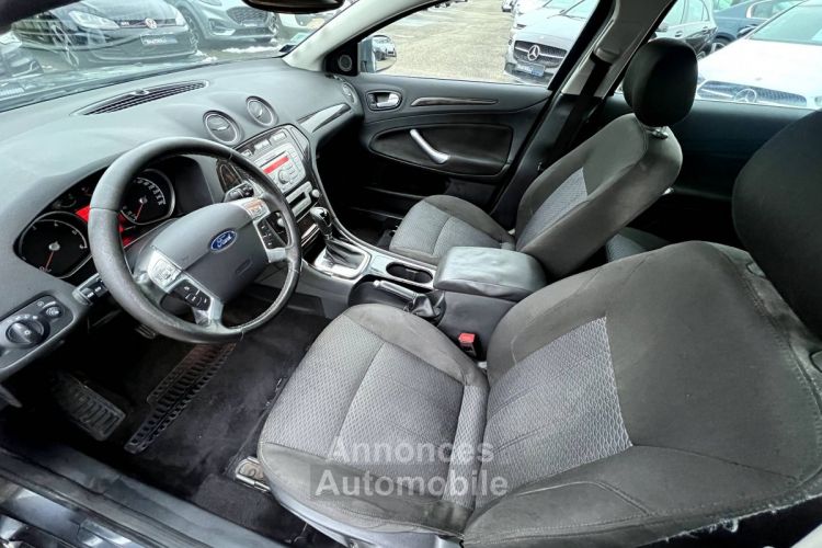 Ford Mondeo III 2.0 TDCi 130ch Ghia Boîte auto Clim Régulateur - <small></small> 3.490 € <small>TTC</small> - #12