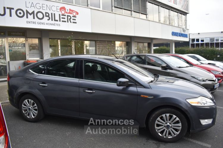 Ford Mondeo IV GHIA 1.8 TDCi 125CV 1ERE MAIN - <small></small> 6.990 € <small>TTC</small> - #8