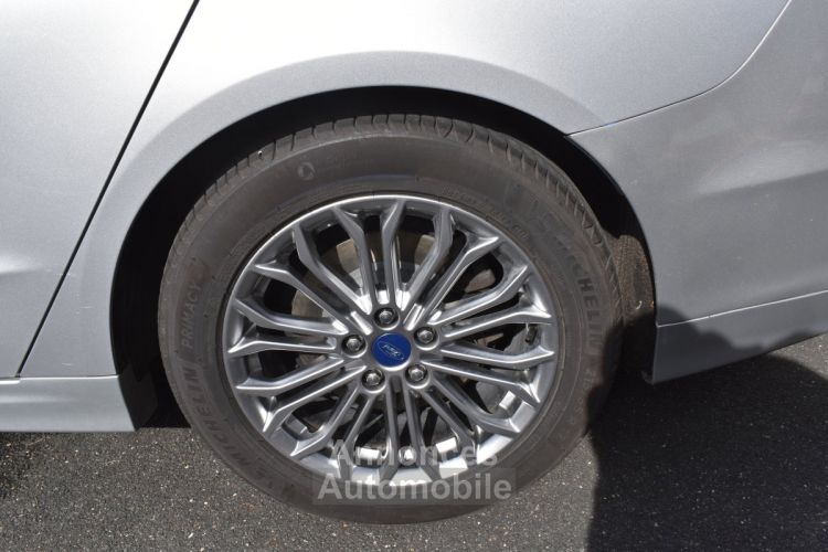 Ford Mondeo TITANIUM V Berline 1.8 i 190 Hybrid ECVT Boîte auto - <small></small> 15.990 € <small>TTC</small> - #26