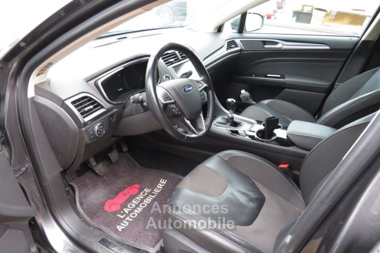 Ford Mondeo V titanium1.5 Ti-VCT 16V EcoBoost 160 cv - <small></small> 13.790 € <small>TTC</small> - #9