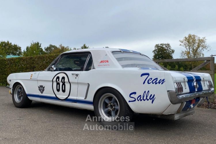 Ford Mustang - Jacky Ickx tribute car - 1965 - <small></small> 72.500 € <small>TTC</small> - #13