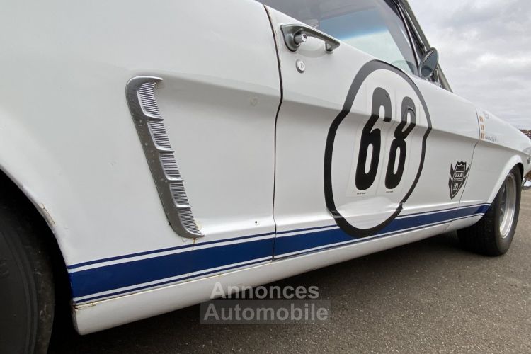 Ford Mustang - Jacky Ickx tribute car - 1965 - <small></small> 72.500 € <small>TTC</small> - #43