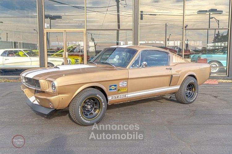 Ford Mustang , Gold - <small></small> 45.800 € <small>TTC</small> - #1