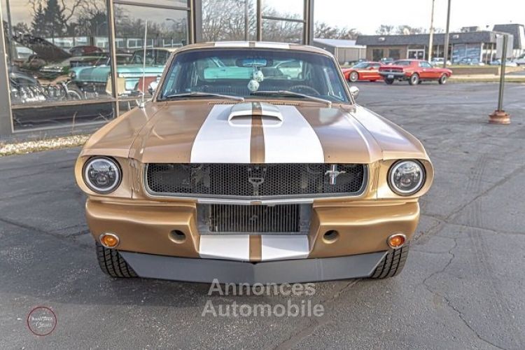Ford Mustang , Gold - <small></small> 45.800 € <small>TTC</small> - #2