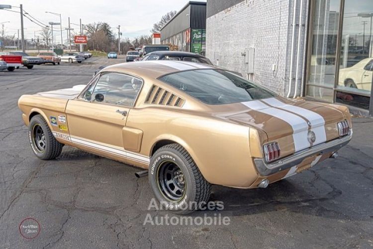 Ford Mustang , Gold - <small></small> 45.800 € <small>TTC</small> - #3