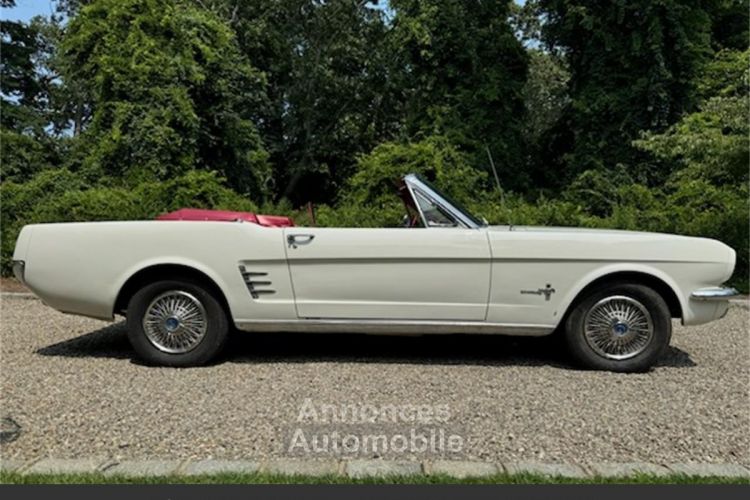 Ford Mustang 1966 - <small></small> 22.292 € <small>TTC</small> - #3