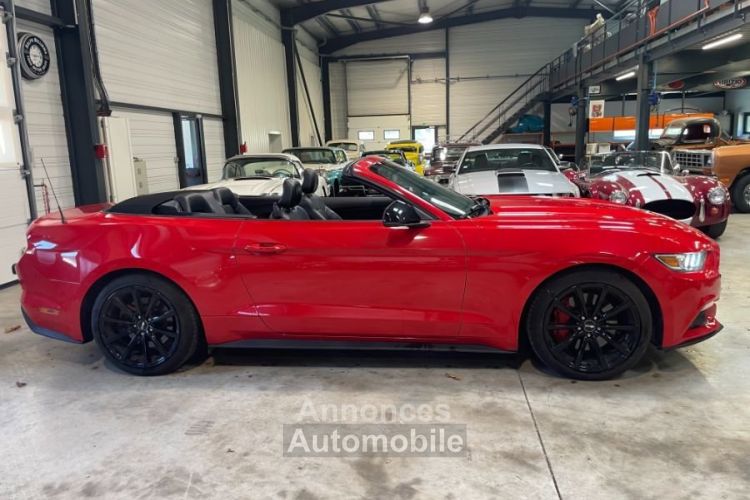 Ford Mustang 2.3 ECOBOOST 2.3 ECOBOOST CABRIOLET BVM - <small></small> 31.000 € <small>TTC</small> - #18