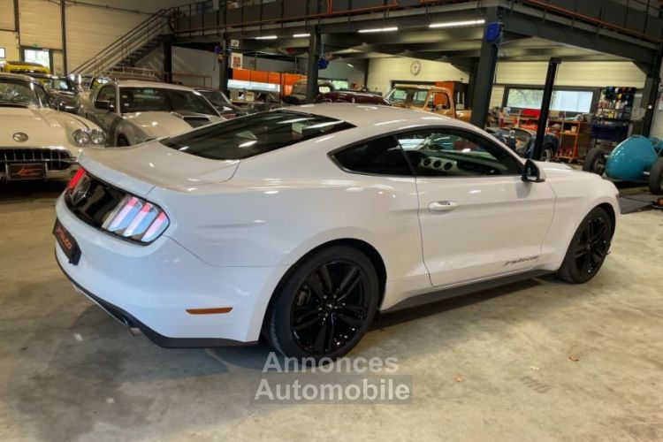 Ford Mustang 2.3 ECOBOOST 2.3 ECOBOOST COUPE BVM - <small></small> 42.000 € <small>TTC</small> - #12