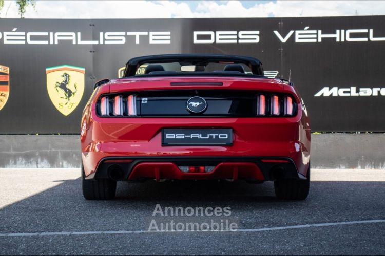 Ford Mustang 2.3 EcoBoost 317ch Cabriolet - <small></small> 37.900 € <small>TTC</small> - #25