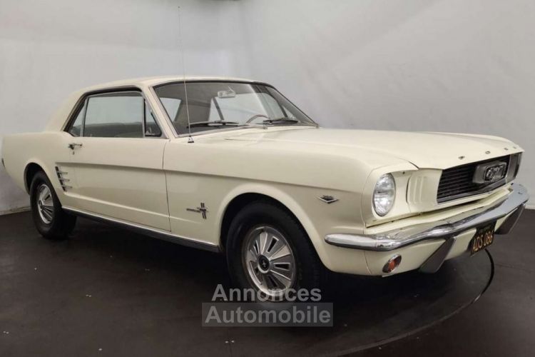 Ford Mustang 289 ci 4700 cc V8 Coupé - <small></small> 39.900 € <small>TTC</small> - #1