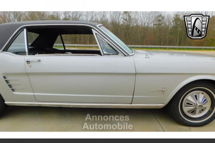 Ford Mustang 289 v8 1966 - <small></small> 30.084 € <small>TTC</small> - #4