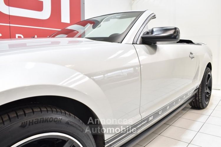 Ford Mustang 4.0 Cabriolet - <small></small> 19.900 € <small>TTC</small> - #14