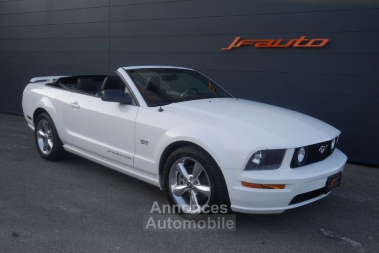 Ford Mustang CAB V8 GT PREMIUM COUPE V8 GT PREMIUIM CONVERTIBLE - <small></small> 27.900 € <small>TTC</small> - #1