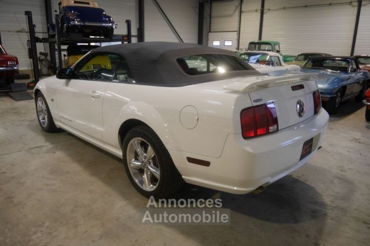 Ford Mustang CAB V8 GT PREMIUM COUPE V8 GT PREMIUIM CONVERTIBLE - <small></small> 27.900 € <small>TTC</small> - #8