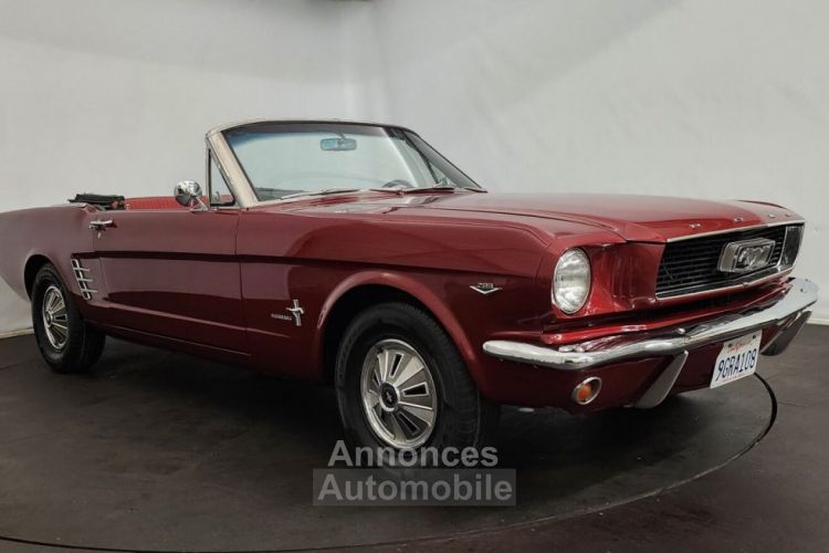 Ford Mustang cabriolet - <small></small> 33.900 € <small>TTC</small> - #1